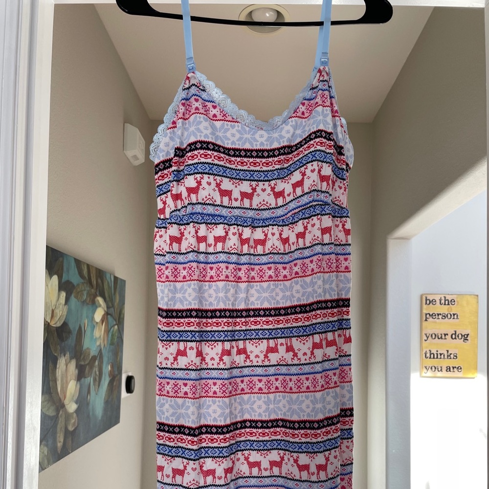 Motherhood maternity nursing nightgown NWOT
